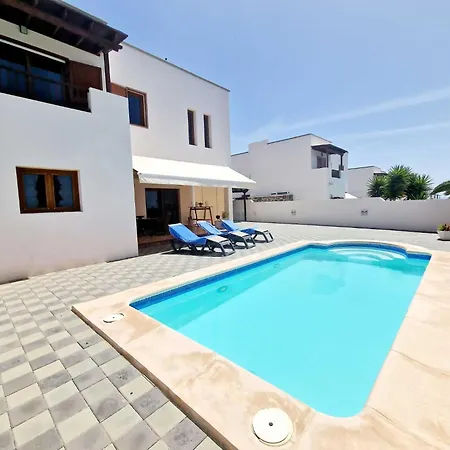 Casa Daniela En Willa Costa Teguise